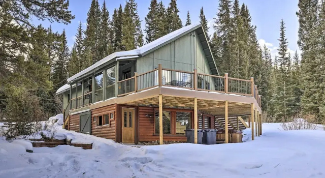 Коттедж 3 Mi to Ski Slopes! Hot Tub Haven in Breckenridge