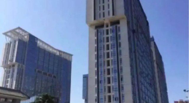 Wanlong Apartment Xiangxue Branch