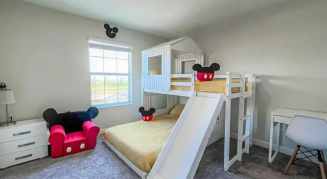 8923 SD - Champions Gate
