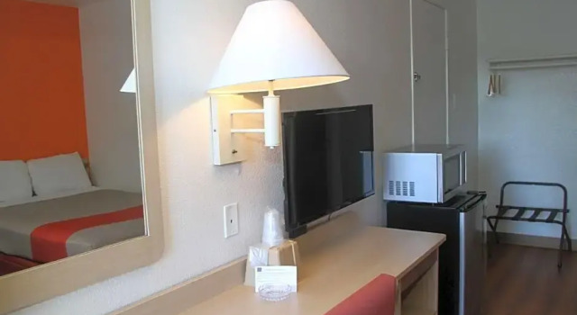 Номер Deluxe Motel 6-Lufkin, TX