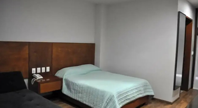 Номер Deluxe AMD Hotel