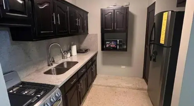 Апартаменты madrigal 1-3br with parking