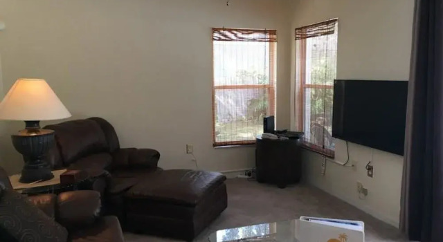 Doral Woods, Buchen Sie Ferienhaus Cottages in Poinciana, Cottage