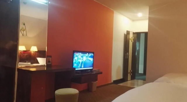 Jinjiang Business Hotel, Boek Hotel Hotels in Guangdong met parkeren, Parkeren