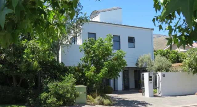 Апартаменты 10 Kommandeurs Ave, Stellenbosch