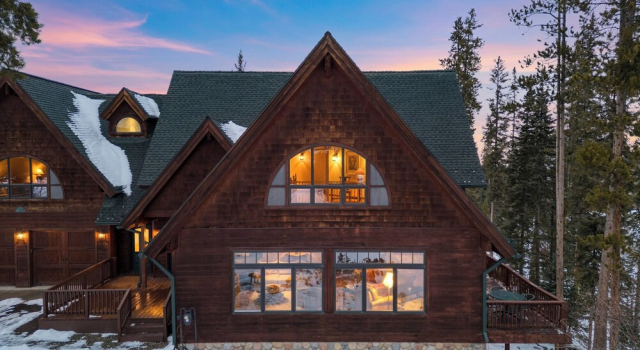 Spacious Winter Park Home w/ Game Room, Fireplace & Resort Bus Access Elk Court Lodge by Avantstay