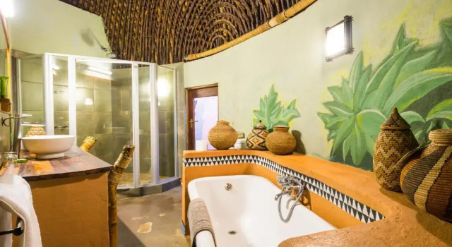 Номер Deluxe aha Lesedi African Lodge & Cultural Village