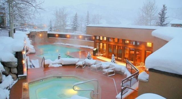 Snowmass Woodrun V 3 Bedroom Ski In, Ski Out Mountain Residence In The Heart Of Snowmass Village, Забронировать Апартаменты/квартира Апартаменты Сноумасс-Виллидж, рядом с Sheer Bliss, Апартаменты/квартира