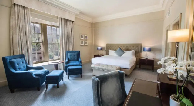 Двухместный люкс c 1 комнатой The Caledonian Edinburgh, Curio Collection by Hilton
