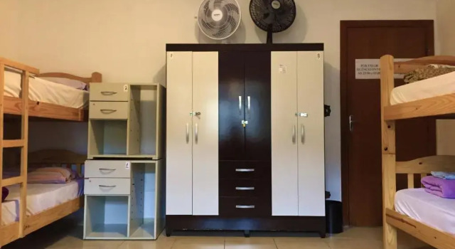 Кровать в общем номере Micasa Hostel - Congonhas