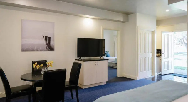 Люкс с 2 комнатами Fairways Resort
