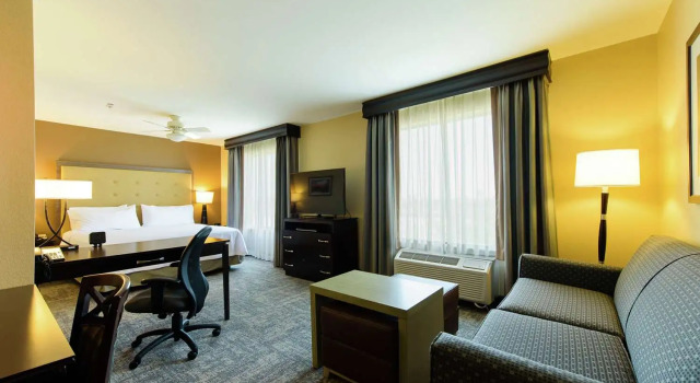 Номер Standard Homewood Suites by Hilton Phoenix Chandler Fashion Center