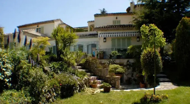Cerise Villa