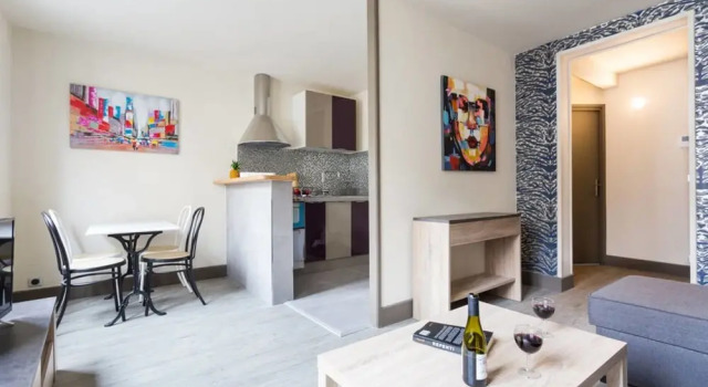 Bright Renovated Parisian Apartment, Забронировать Апартаменты/квартира Париж Иль-де-Франс, рядом с Ром