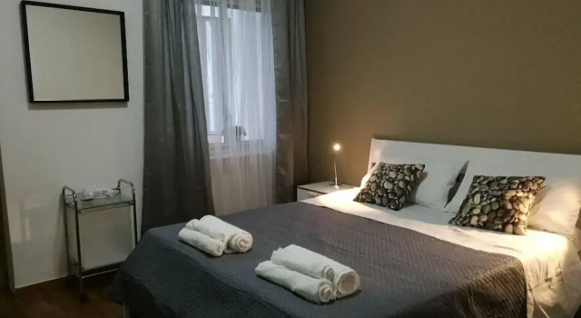 Nettuno, Prenota Hotel Messina Sicilia