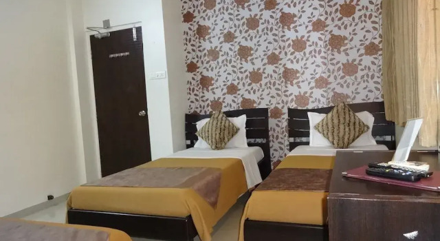 Трёхместный номер Deluxe Teerth Villa
