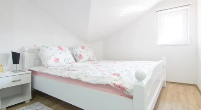 Апартаменты Apartments Bašić