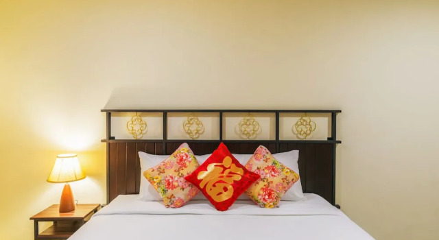 Двухместный номер Superior с балконом Le Hua Hotel
