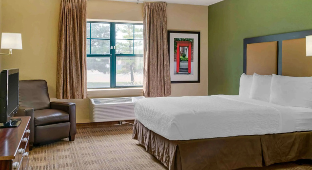 Люкс c 1 комнатой Extended Stay America Select Suites - Chicago - Naperville - West