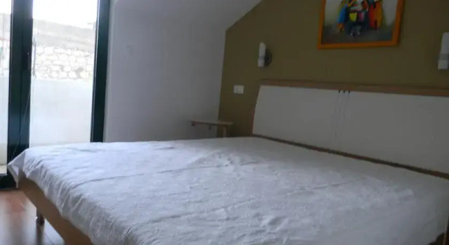 Apartments Lorenco, Забронировать Апартаменты/квартира Отели Шибенско-Книнская жупания с парковкой, Парковка