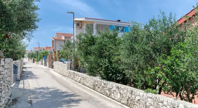 Apartment The Place, Rezerwuj Apartament Hotele w Split-Dalmatia County z parkingiem, Parking