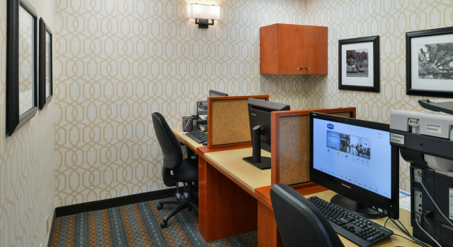 Hampton Inn & Suites by Hilton Calgary University NW, Book Hotel Beltline Calgary, near Foothills Athletic Park