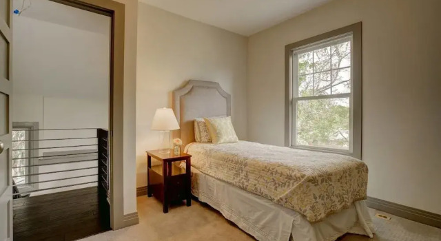Heart of Denver Luxury Living 3 Bd 2.5 Ba, Забронировать Отель Денвер Колорадо, рядом с Зал спортивной славы Колорадо