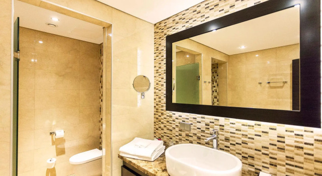 Двухместный номер Premium с видом на реку Отель Crowne Plaza Borjomi by IHG