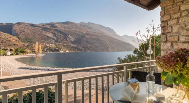 Апартаменты c 1 комнатой Casa Toblini al Lago on the beach