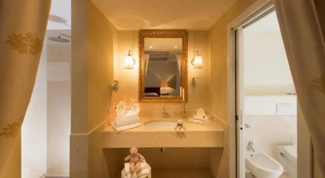 Люкс Hotel Fameli