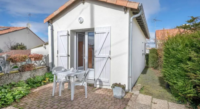 Maison et Studio independant au calme proche plages et campagne