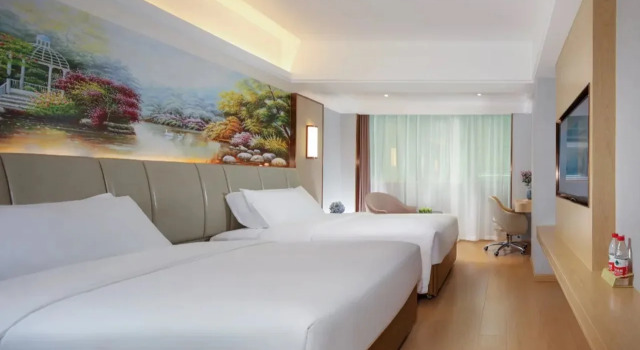 Vienna International Hotel (Wanzhou Gaosuntang Pedestrian Street Branch), Prenota Hotel Hotel a Chongqing Area con parcheggio, Parcheggio