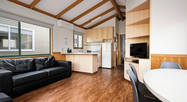 Вилла Bright Riverside Holiday Park