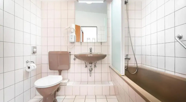 Трёхместный номер Standard Hotel Central Hamburg