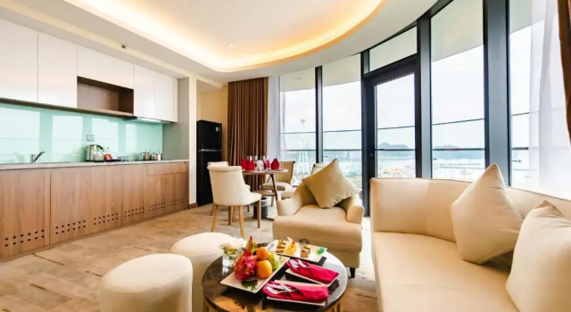 Люкс Executive с видом на море Muong Thanh Luxury Ha Long Centre II