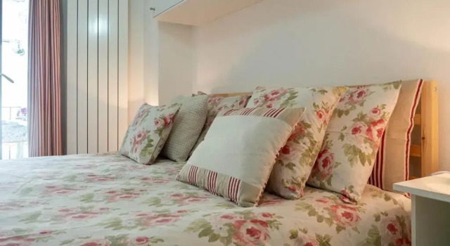 Castello di Gaia, Book Hotel Magreglio Como