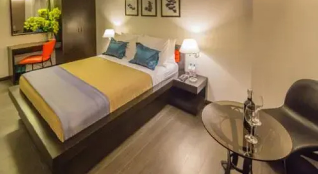 Номер Superior Ritz Astor Hotel