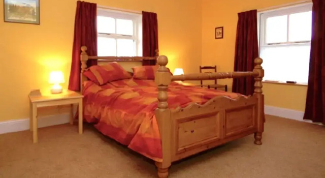 Arbor Low, Book Hotel Hoteller i Youlgreave med parkering, Parkering