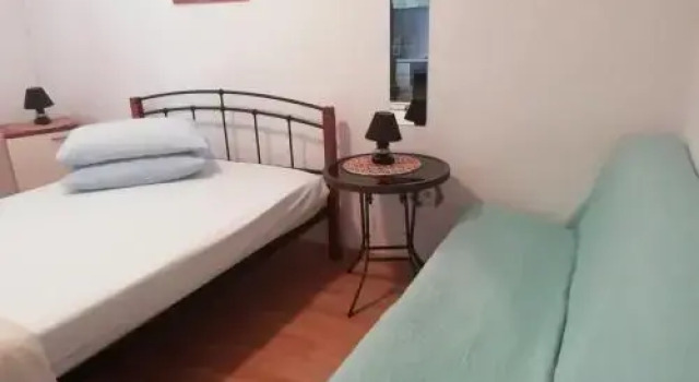 Apartments Mate Slavic, Prenota Appartamento Sućuraj 
