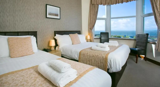 Трёхместный семейный номер Standard с видом на море The Auckland Hotel