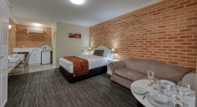 Семейный номер Standard Country Gardens Motor Inn