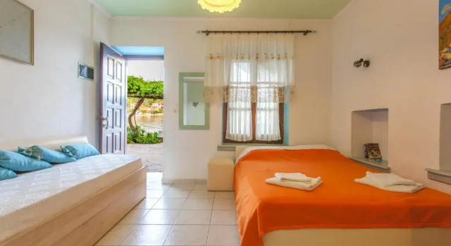 Студия Nikoleri Studios & Apartments