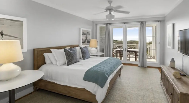 Spacious, Gulf Views 110b Watersound Crossings Steps To Beach And Pool 4 Bedroom Condo by RedAwning, 预订 公寓 西克雷斯特 佛罗里达州