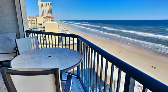 Номер Standard Towers Ten #801 by Distinctive Beach Rentals