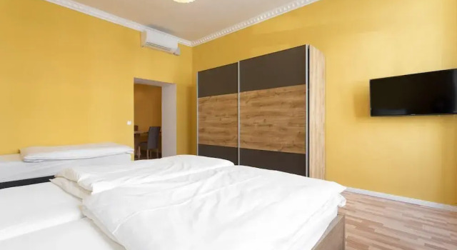 Drei Personen Apartment, Rezerwuj Apartament Hotele w Wiedeń z parkingiem, Parking