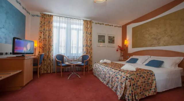 Номер Luxury Hotel Luis