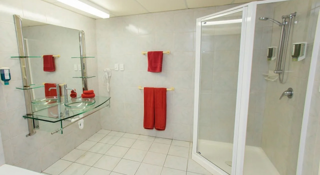 Habitación Estándar con balcón y frente a la playa The Edgewater Resort & Spa