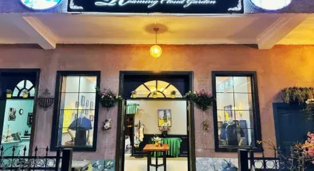 Xingyi Yunshang Garden Homestay (Wanfenglin Xiangchou Market), Varaa Hotelli Qianxinan Kiina