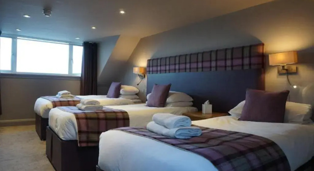 Семейный номер Deluxe Lochside Hotel