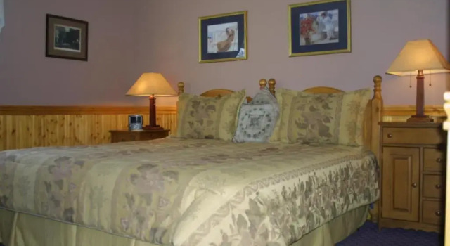 Номер Standard Arden Forest Inn
